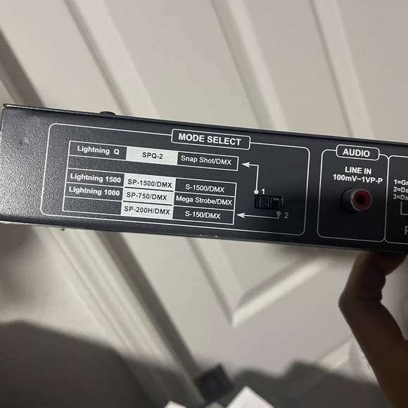 botex cnd4 multi strobe light controller dmx 
For disco / party strobe - Picture 3 of 11